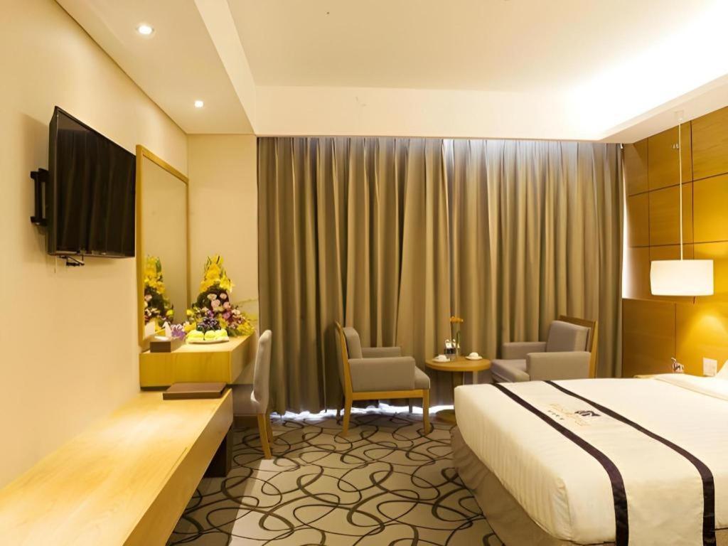 โรงแรมไอริส กันโท เกิ่นเทอ ภายนอก รูปภาพ